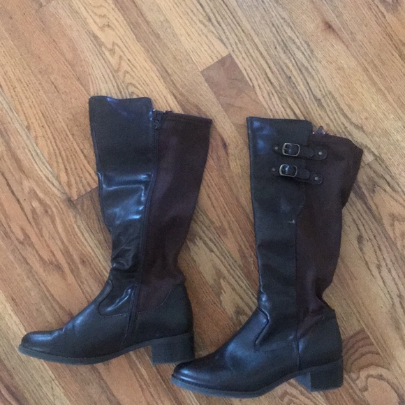Brown Rider Boots - Picture 2 of 2